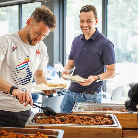 The Tower Sportshostel Vandrarhem Sittard