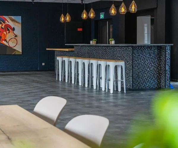 Hostel The Tower Sportshostel *