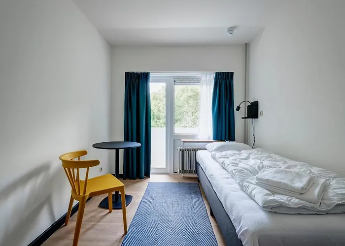 The Tower Sportshostel Albergue *